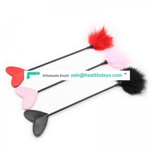 Heart Shape Soft Handle With Furry Pom Pom Feather Tease Tickler Feather Crop Funny Play Toy Animal Play Toy