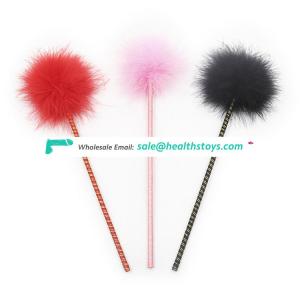 High Quality Colored Furry Pom Pom Feather Tip With Embossed Gold Handle Anal Massage Tease Tickler Teaching Crop Duster