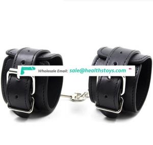 Wholesale leather bondage restraints hand ankle cuffs sex toys for adult